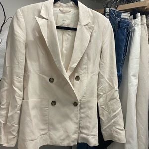 ARITZIA LINEN BLAZER